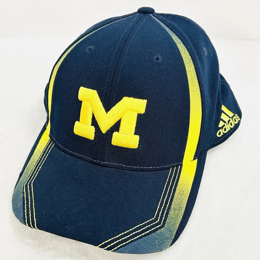 Adidas‎ Michigan Wolverines Climalite Team Logo Stretch Flex Hat Cap S/M Blue